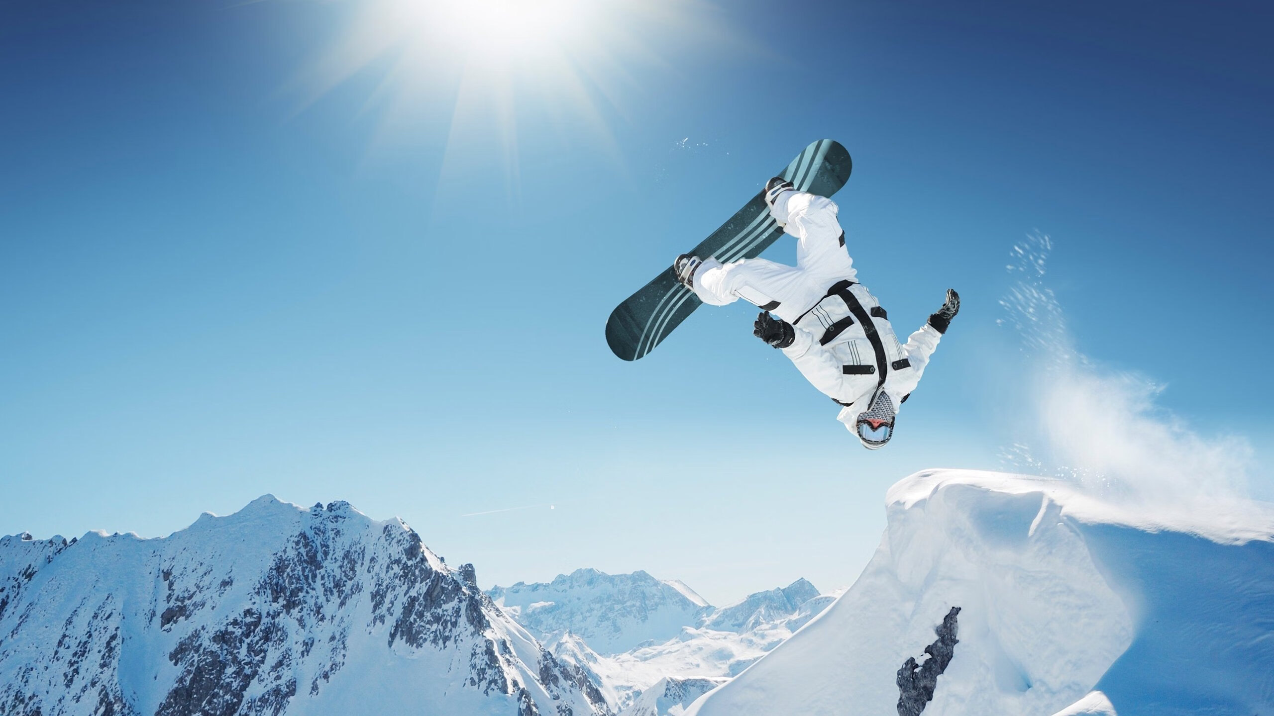 中国皮划艇队巴黎奥运备战冲刺 新生代选手崭露头角